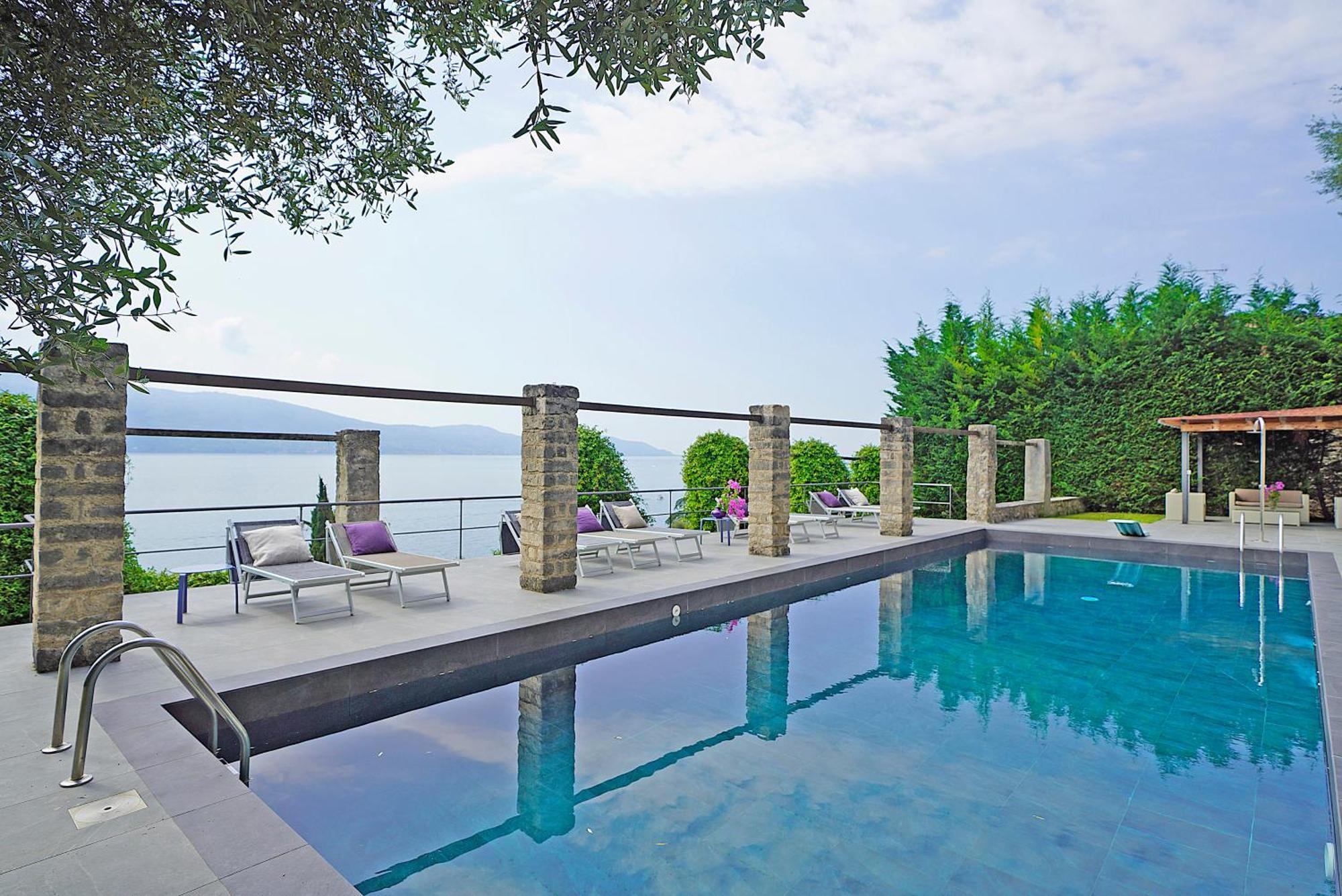 Villa Rachele: Stunning Luxury Villa In Centre Gargnano With Private Pool And Breathtaking Views 외부 사진