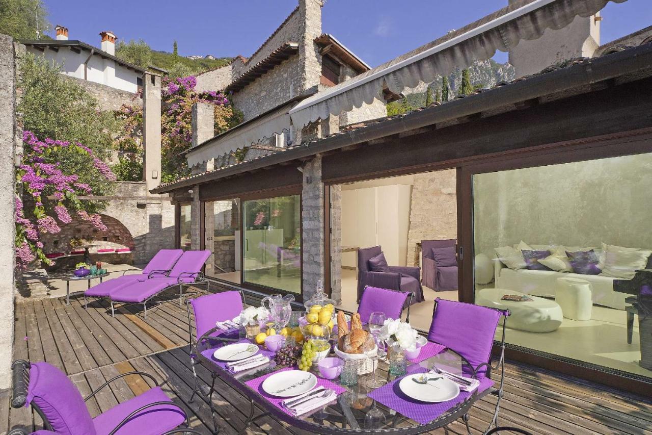 Villa Rachele: Stunning Luxury Villa In Centre Gargnano With Private Pool And Breathtaking Views 외부 사진