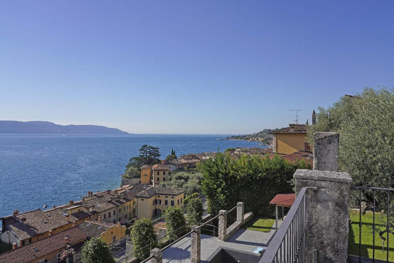 Villa Rachele: Stunning Luxury Villa In Centre Gargnano With Private Pool And Breathtaking Views 외부 사진